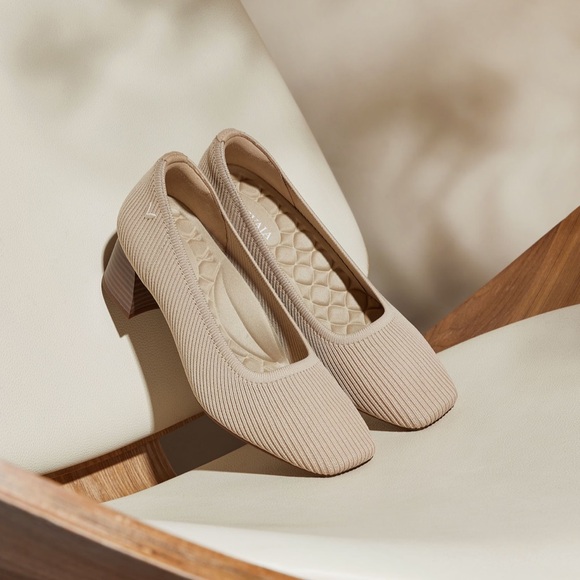 NWOB VIVAIA Square-Toe Chunky Heels (Melody Pro) - Picture 3 of 7